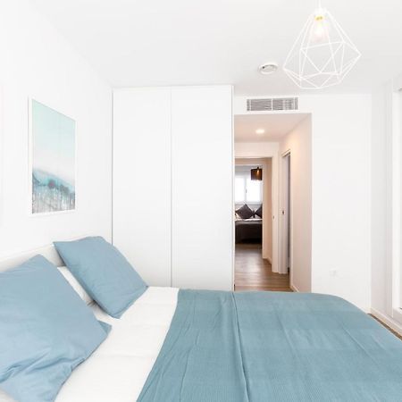 Fabuloso Apartamento Nuevo Con Parking Y Piscina 말라가 외부 사진